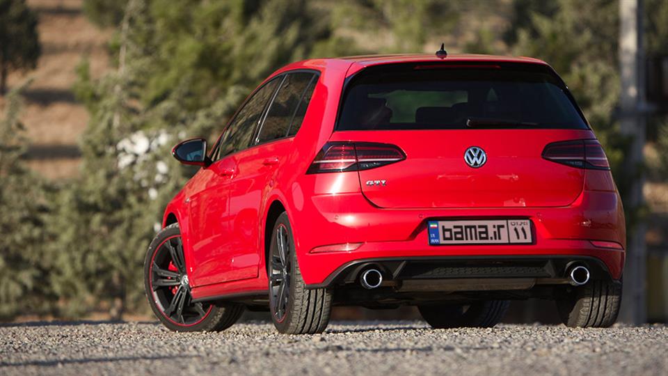 طراحی جذاب نمای عقب فولکس واگن گلف GTI